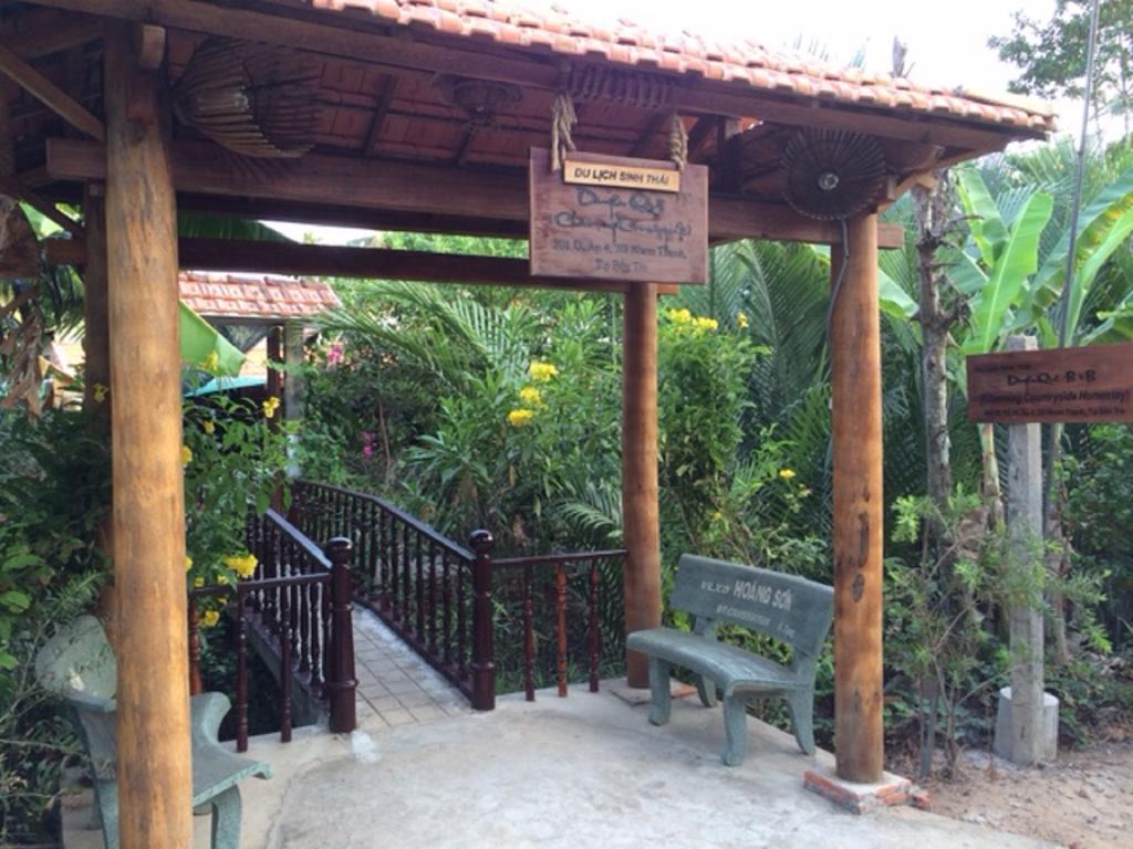 Charming Countryside Homestay Ben Tre Екстер'єр фото