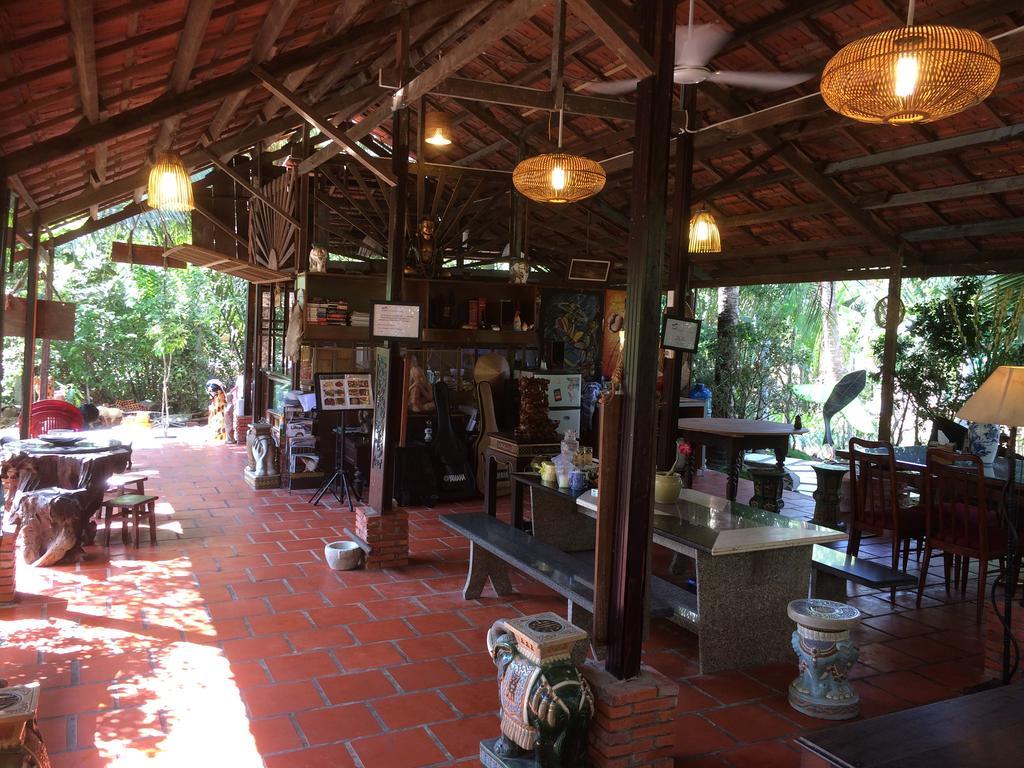 Charming Countryside Homestay Ben Tre Екстер'єр фото