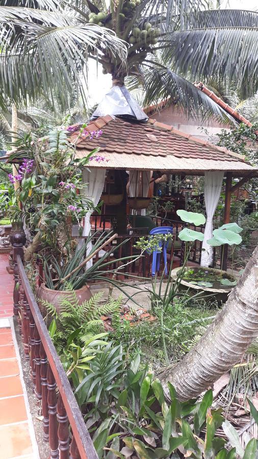 Charming Countryside Homestay Ben Tre Екстер'єр фото